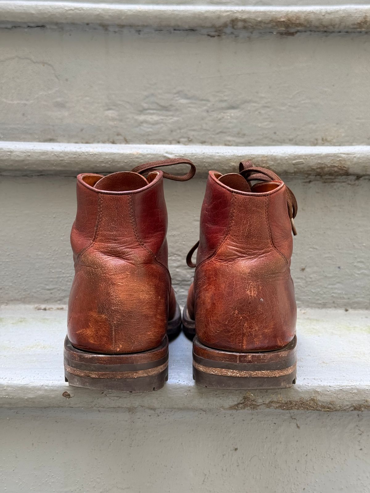 Photo by zhqan on April 5, 2025 of the Grant Stone Garrison Boot in Gallun Red Waxed Deer.