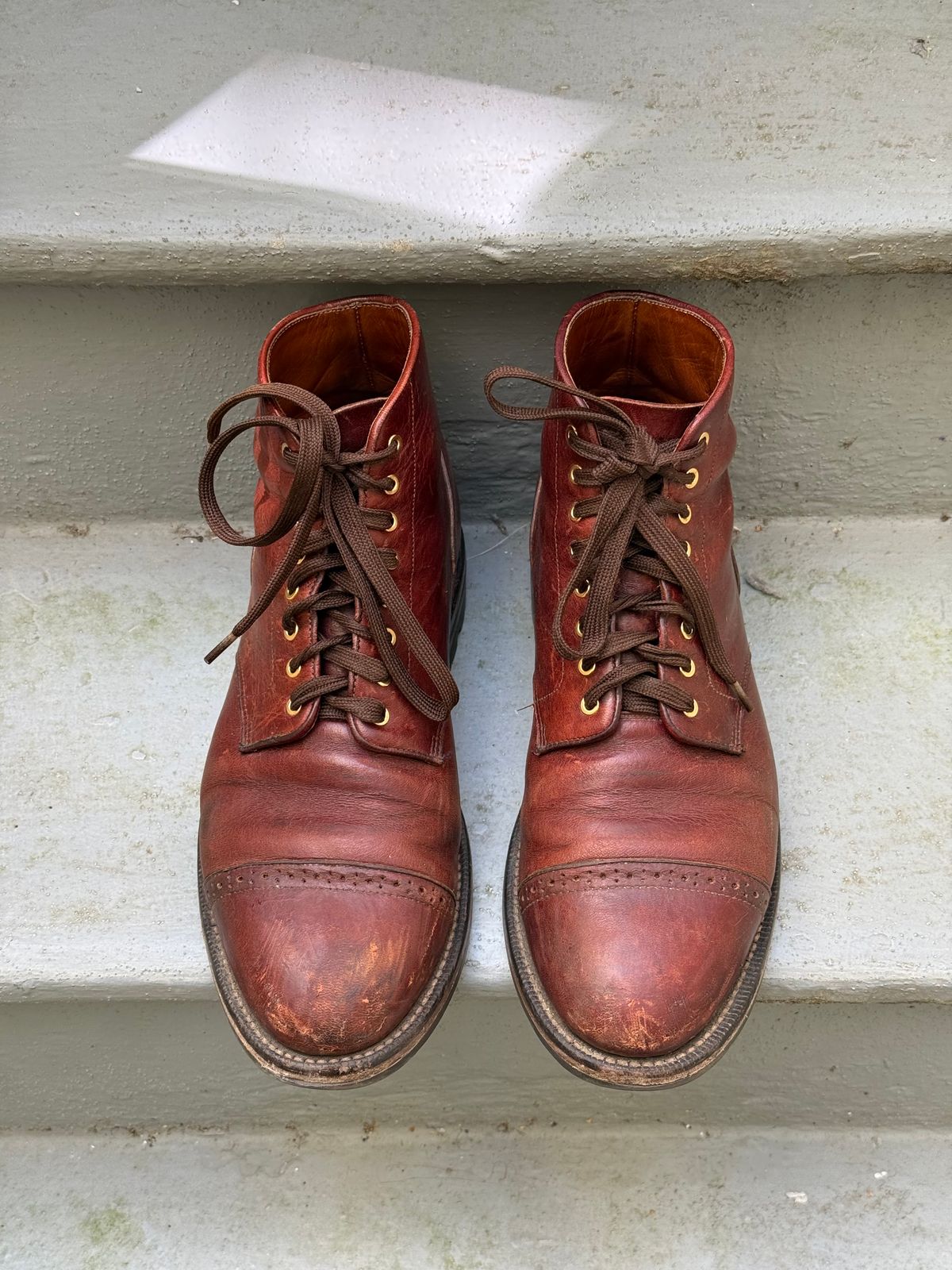 Photo by zhqan on April 5, 2025 of the Grant Stone Garrison Boot in Gallun Red Waxed Deer.