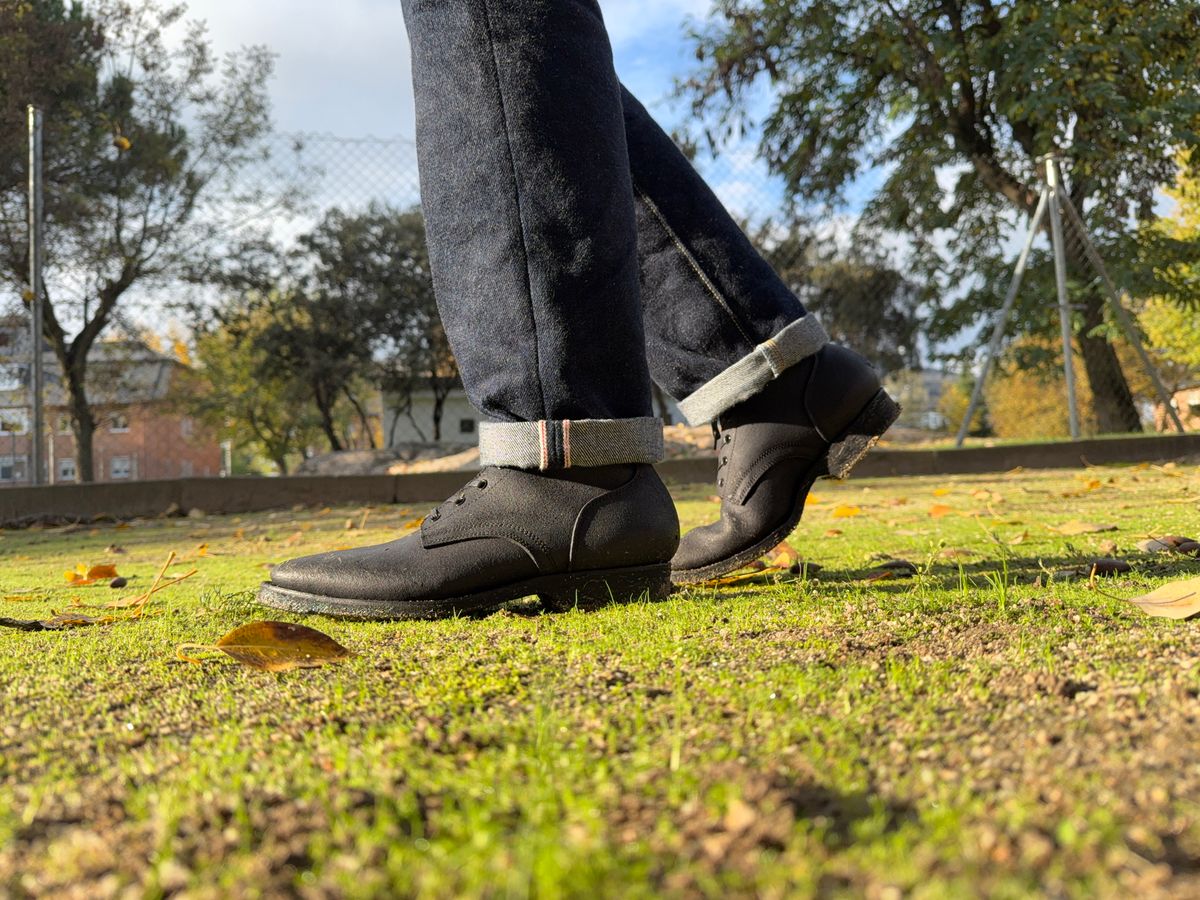 Photo by Spaniarddh on November 9, 2024 of the Clinch Yeager Boots in Degermann Black Gustave Cowhide.