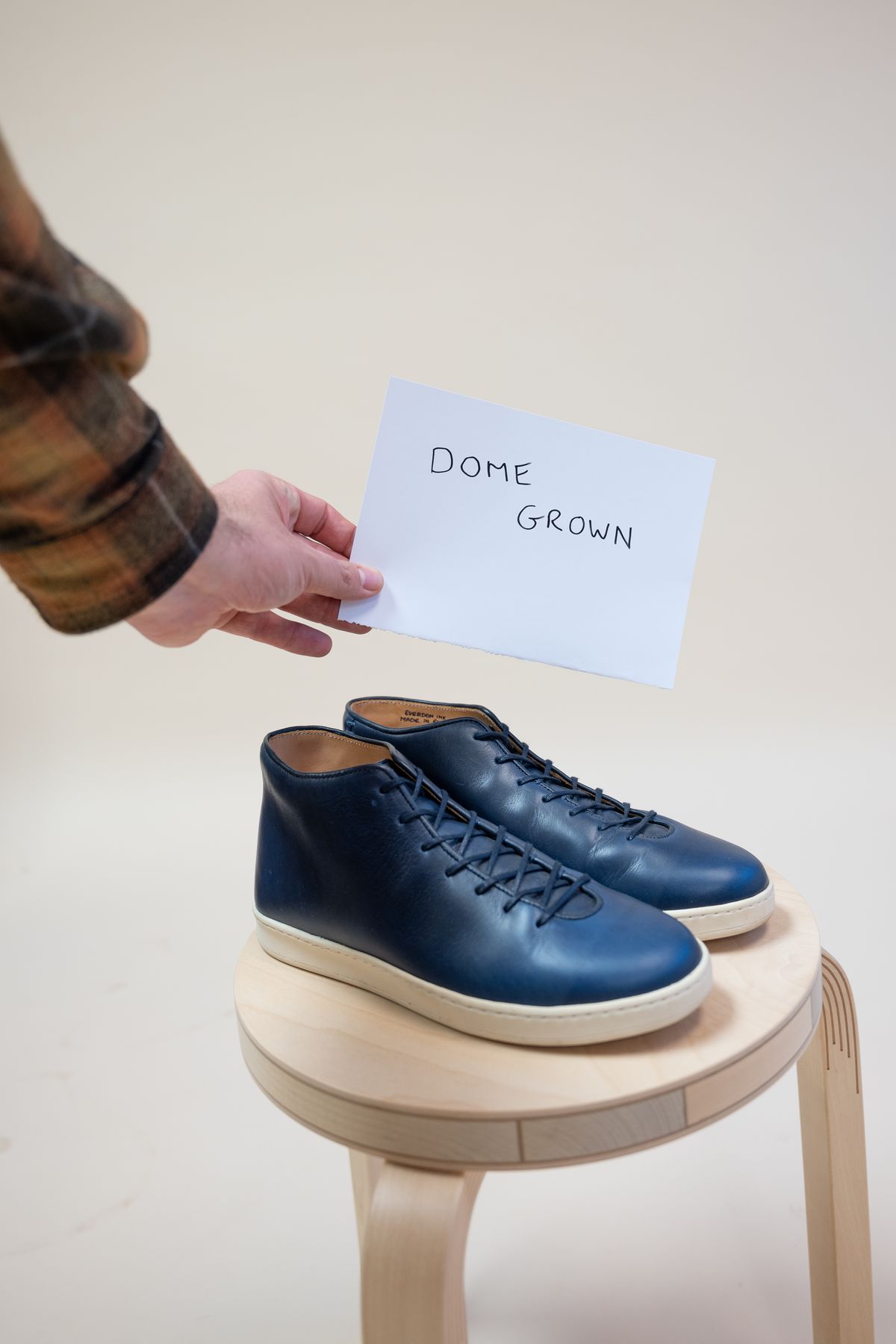 Photo by BenCrownNorthampton on November 2, 2023 of the Crown Northampton Everdon in Horween Ink Cavalier.
