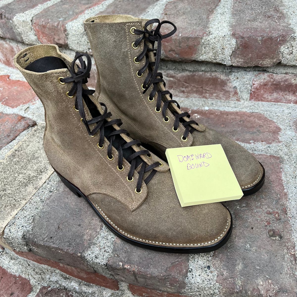 Photo by robyn on October 1, 2023 of the NF Bootmaker Belmont Boot in C.F. Stead Milkshake Desert Oasis Waxed Suede.