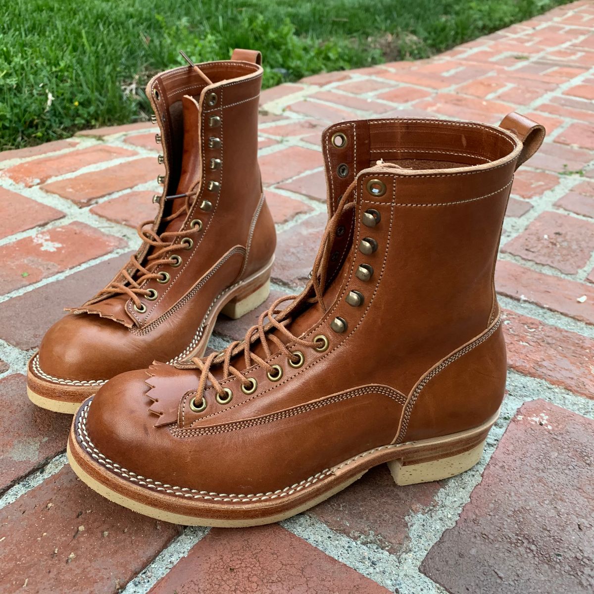 Photo by robyn on March 4, 2021 of the Onderhoud LCV01 Lineman Boot in Wickett & Craig Buck Brown Traditional Harness.