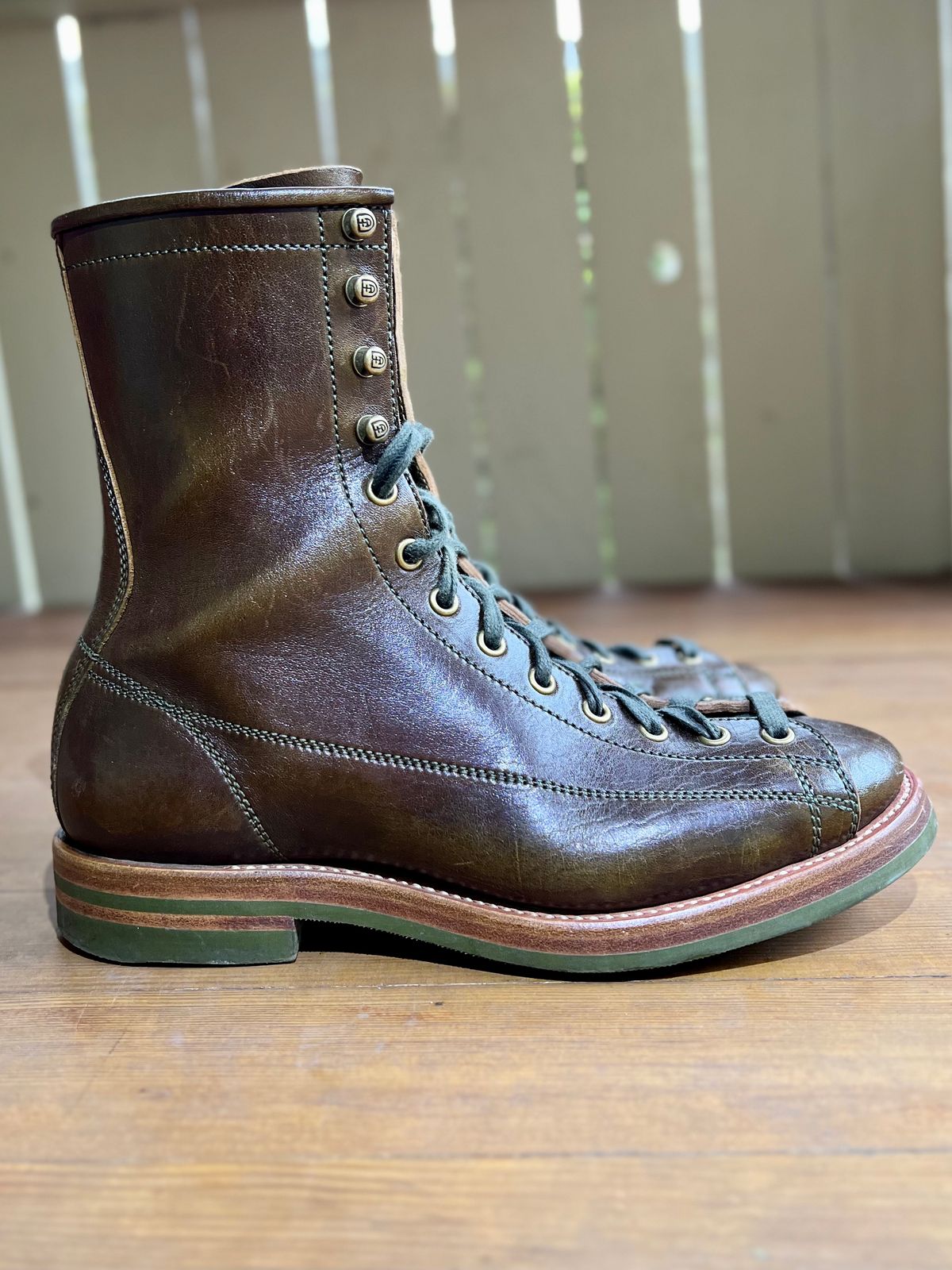 Photo by robyn on December 4, 2022 of the Flame Panda Monkey Boot in Shinki Olive Oiled Horsebutt.