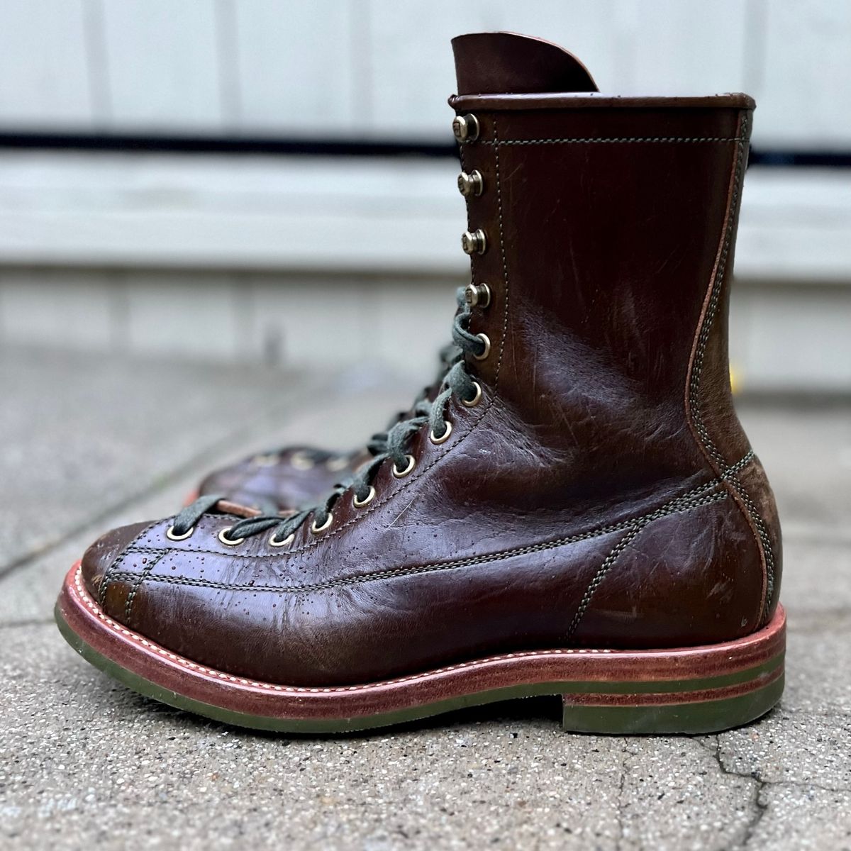 Photo by robyn on January 5, 2023 of the Flame Panda Monkey Boot in Shinki Olive Oiled Horsebutt.