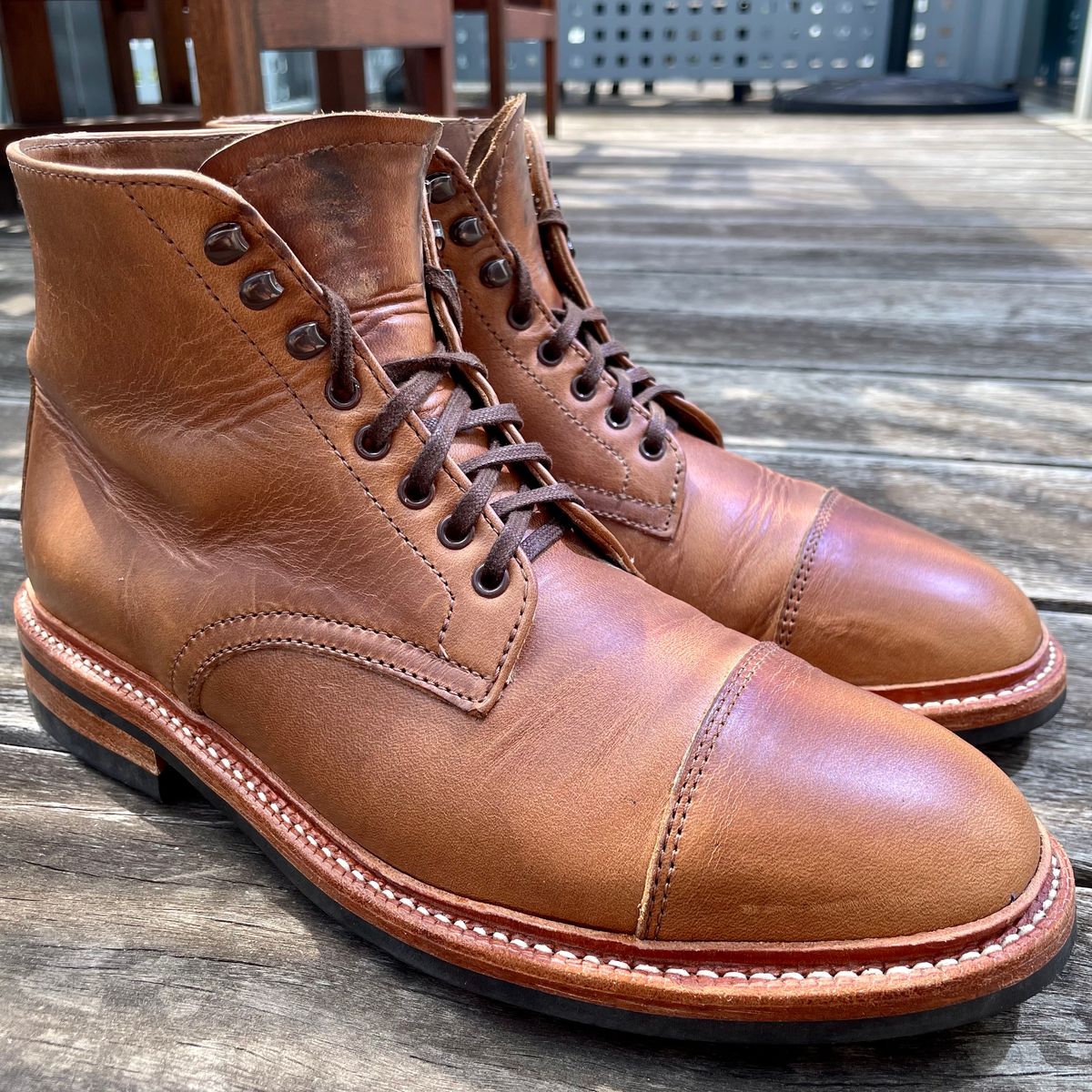 Photo by rarecheescake on August 19, 2023 of the Oak Street Bootmakers Lakeshore Boot in Horween Natural Chromexcel.