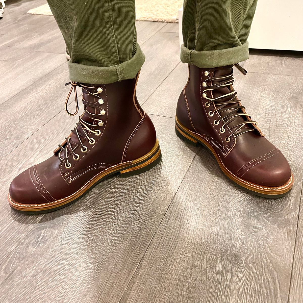 Photo by rarecheescake on November 16, 2024 of the Truman Upland Boot in Seidel Oxblood Double Shot.