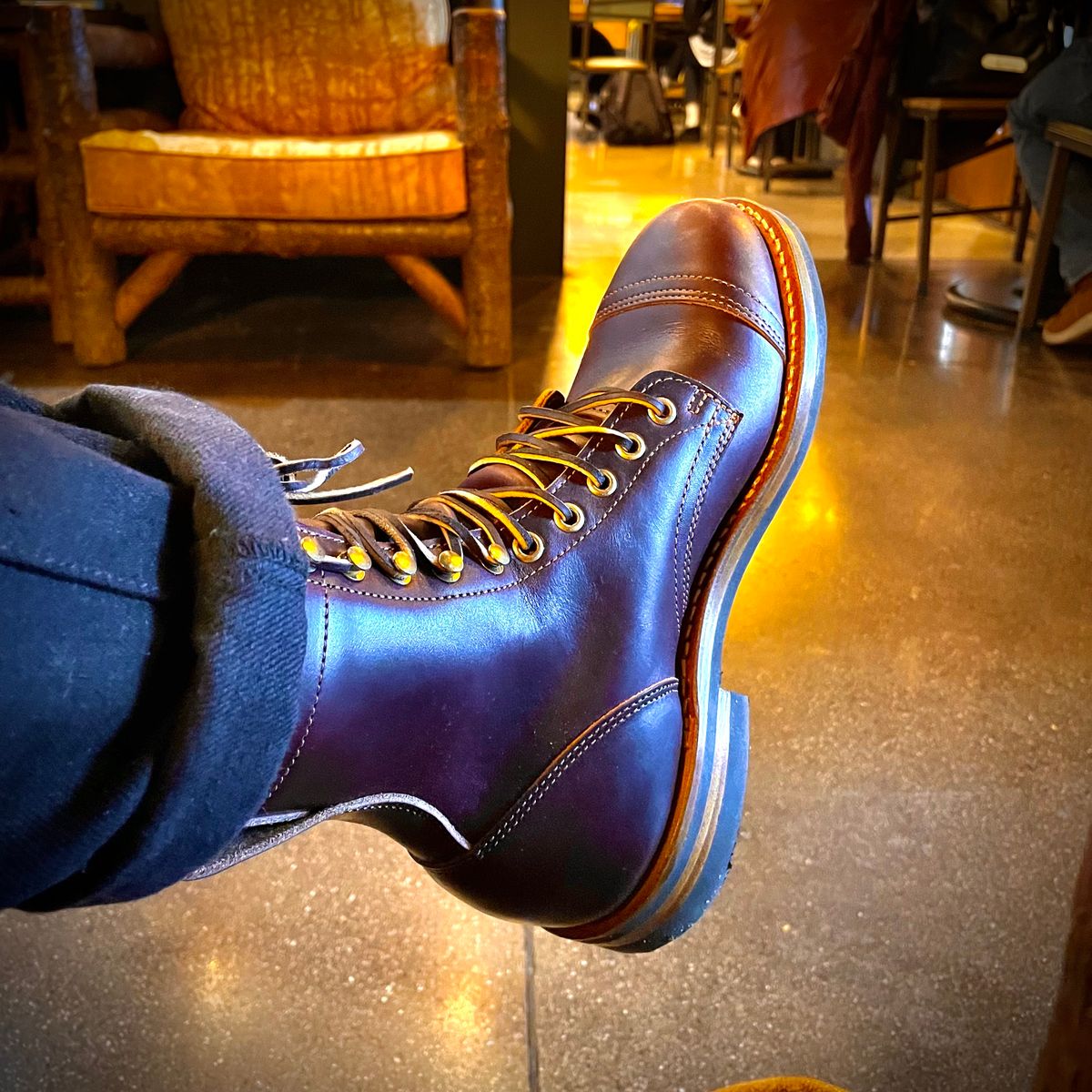 Photo by rarecheescake on December 1, 2024 of the Truman Upland Boot in Seidel Oxblood Double Shot.