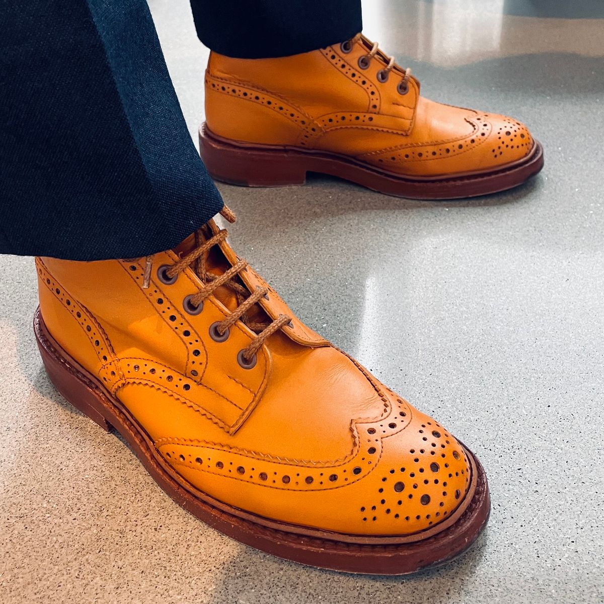 Photo by rarecheescake on March 7, 2024 of the Tricker's Stow Country Boot in Acorn Antique.