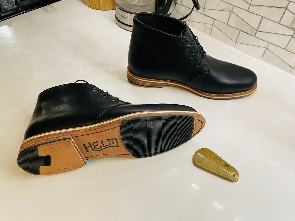 Photo by rarecheescake on January 31, 2023 of the HELM Boots The Declan in B' Leather Black Balthazar.