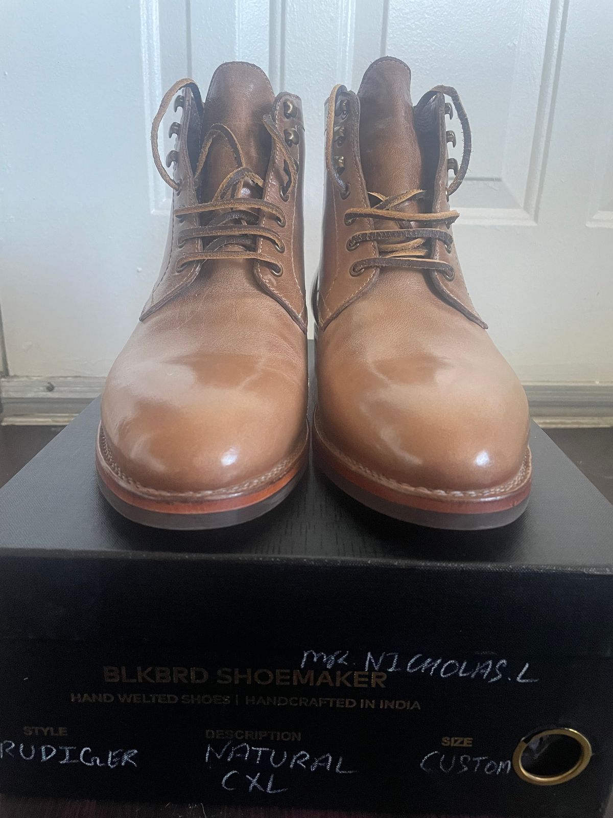 Photo by SkoBuffs23 on October 5, 2023 of the Blkbrd Shoemaker Rudiger Service Boot in Horween Natural Chromexcel.