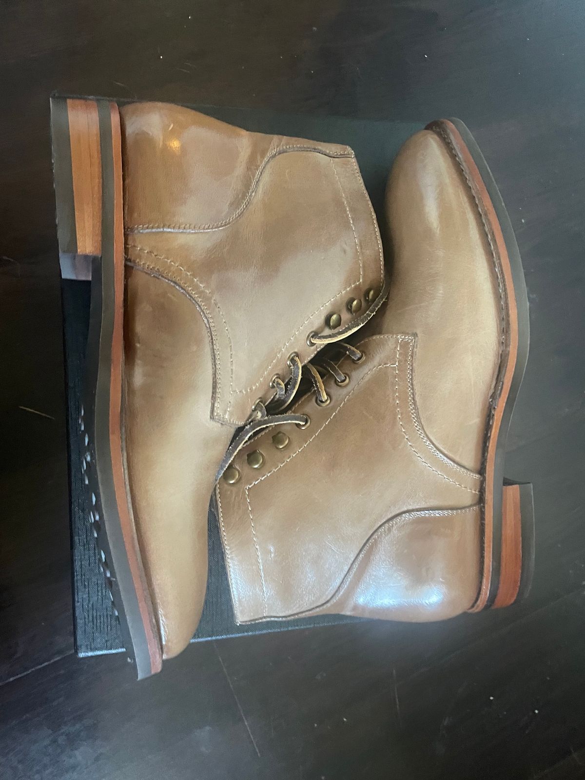 Photo by SkoBuffs23 on October 5, 2023 of the Blkbrd Shoemaker Rudiger Service Boot in Horween Natural Chromexcel.