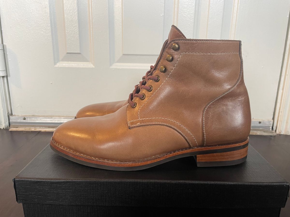 Photo by SkoBuffs23 on December 4, 2023 of the Blkbrd Shoemaker Rudiger Service Boot in Horween Natural Chromexcel.