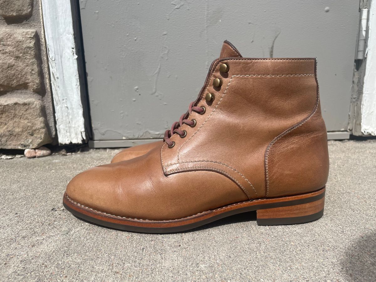 Photo by SkoBuffs23 on April 5, 2024 of the Blkbrd Shoemaker Rudiger Service Boot in Horween Natural Chromexcel.