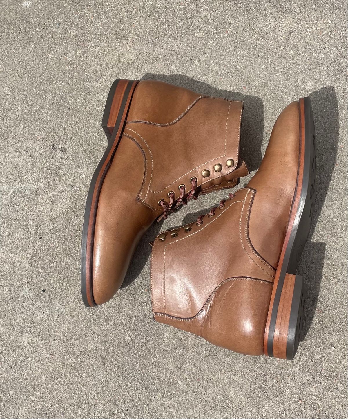 Photo by SkoBuffs23 on April 5, 2024 of the Blkbrd Shoemaker Rudiger Service Boot in Horween Natural Chromexcel.
