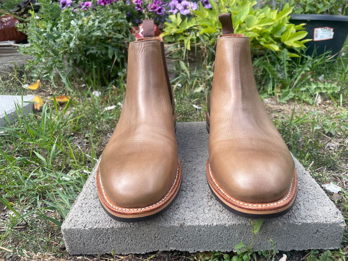 Photo by SkoBuffs23 on October 5, 2025 of the Grant Stone Chelsea Boot in Horween Dune Chromexcel.