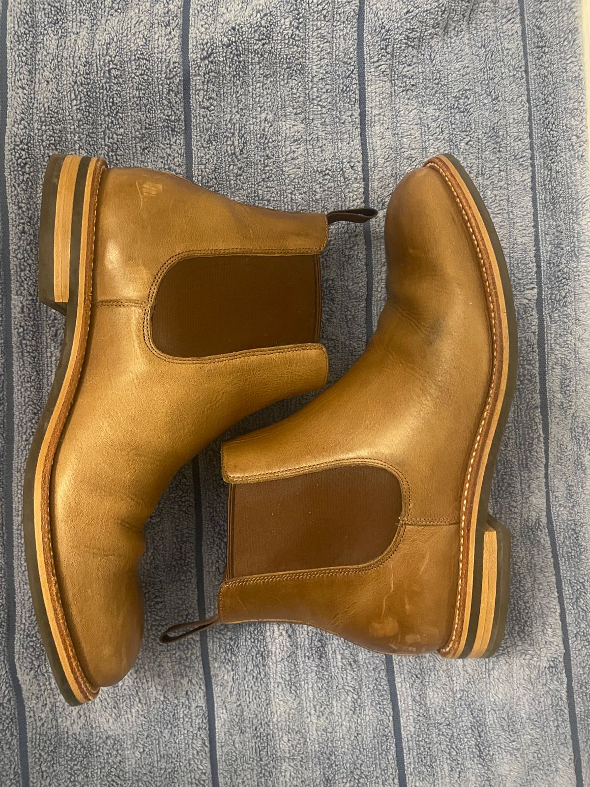 Photo by SkoBuffs23 on December 6, 2025 of the Grant Stone Chelsea Boot in Horween Dune Chromexcel.