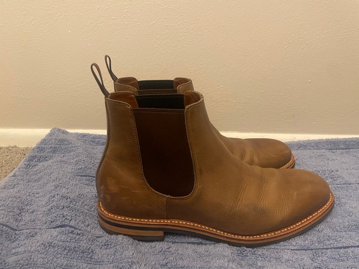 Photo by SkoBuffs23 on December 6, 2025 of the Grant Stone Chelsea Boot in Horween Dune Chromexcel.