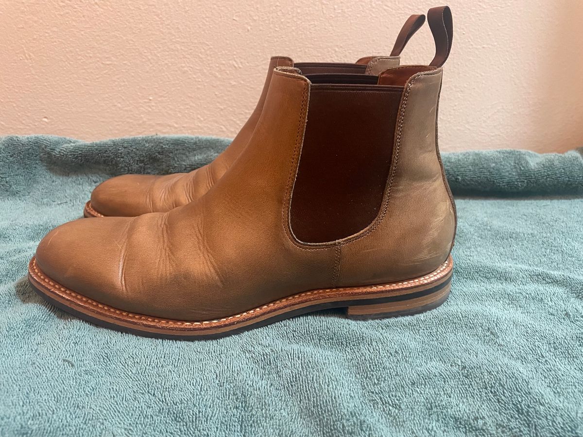 Photo by SkoBuffs23 on January 6, 2026 of the Grant Stone Chelsea Boot in Horween Dune Chromexcel.