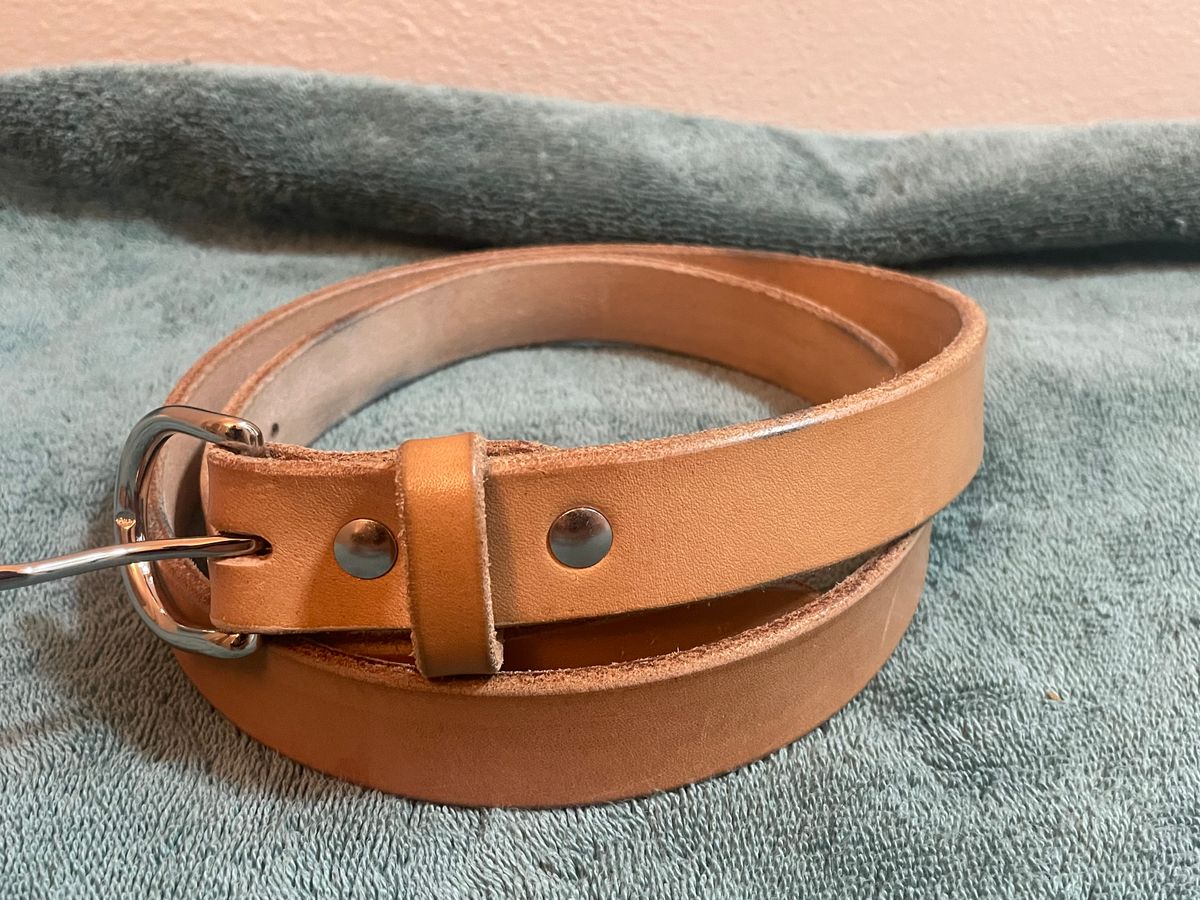 Photo by SkoBuffs23 on January 6, 2026 of the Harker Leatherworks Belt in Natural Oak Bark Bridle.