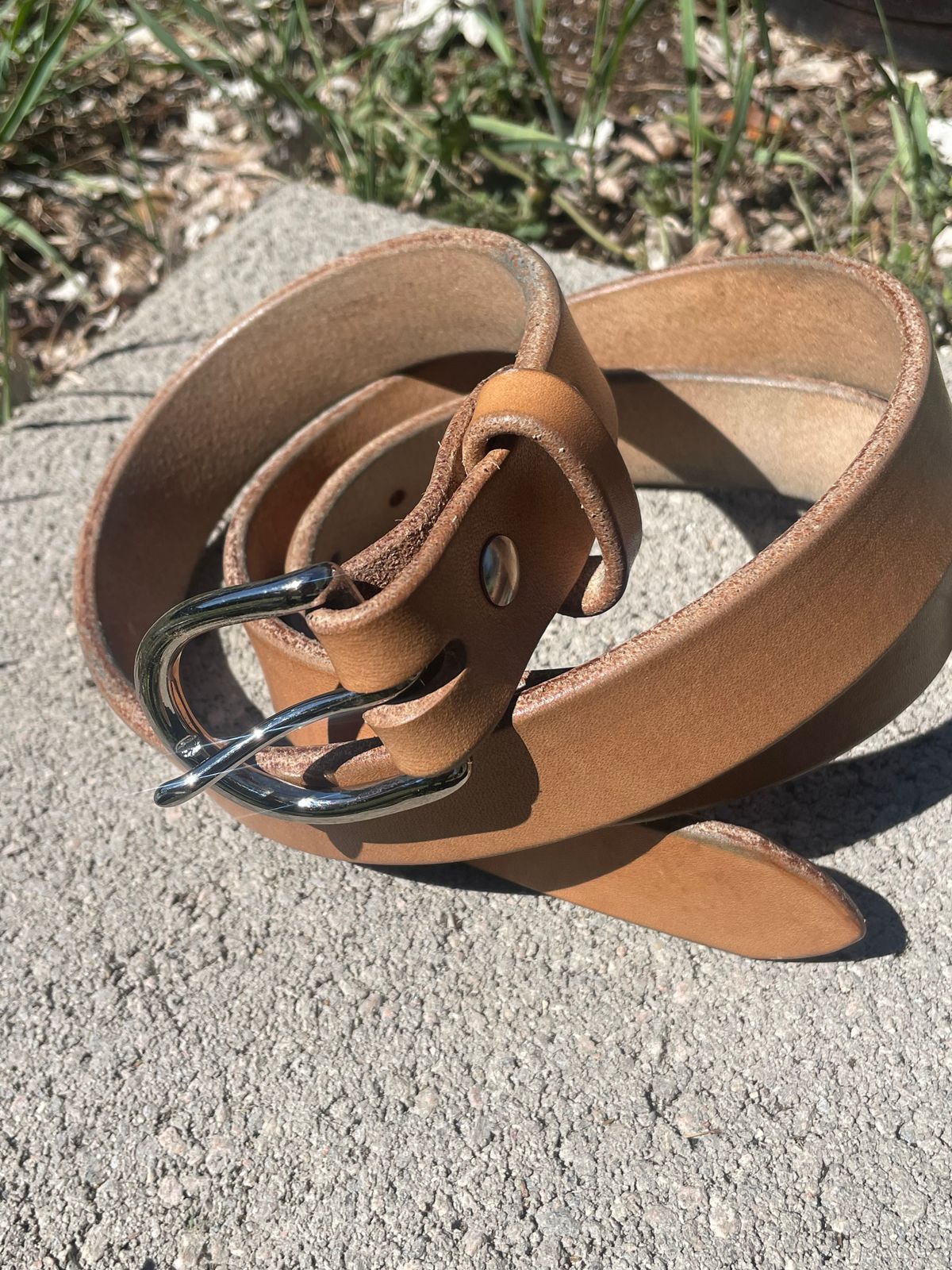 Photo by SkoBuffs23 on April 3, 2026 of the Harker Leatherworks Belt in Natural Oak Bark Bridle.