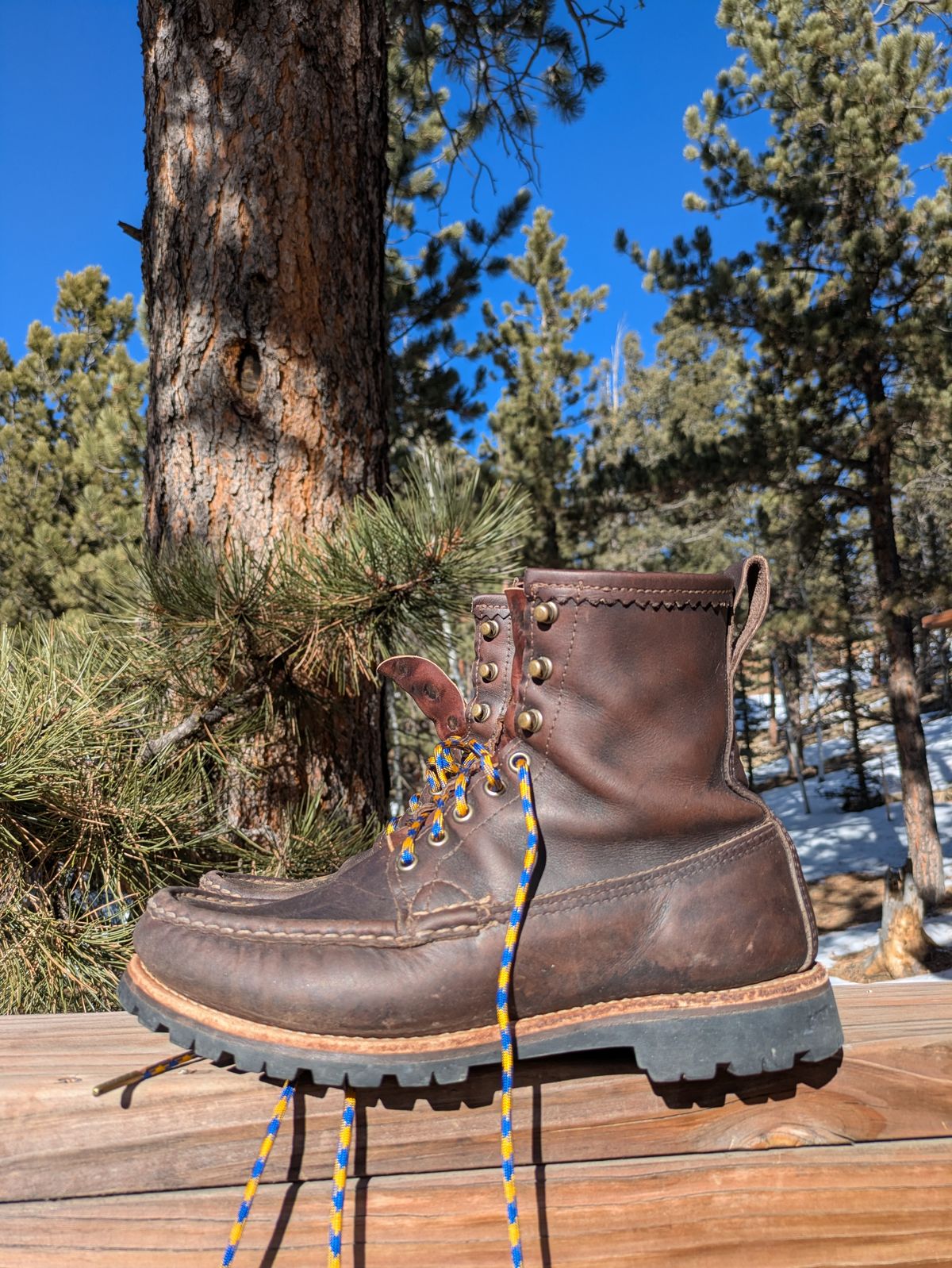 Photo by PodJr on January 1, 2025 of the Russell Moccasin Co. Weathered Oak Backcountry in Full-Grain Timberjack.