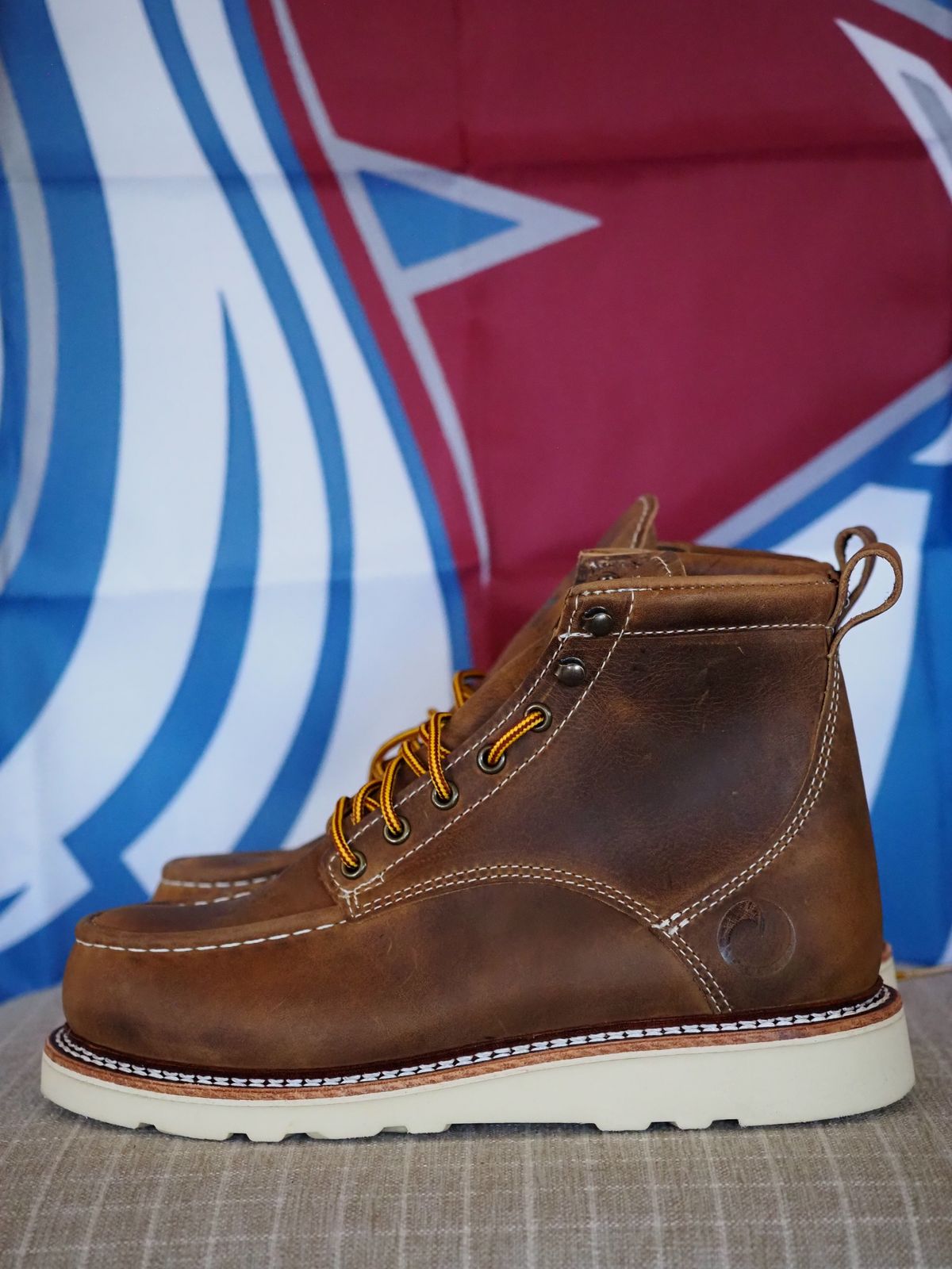 Photo by PodJr on October 2, 2025 of the Origin MAINE MOC TOE BOOT - NATURAL in American Cow Hide.