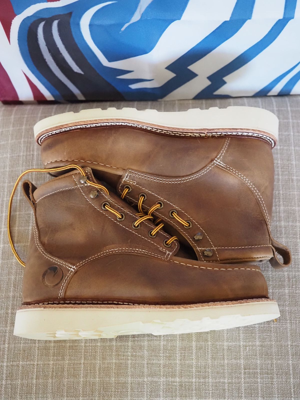 Photo by PodJr on November 30, 0002 of the Origin MAINE MOC TOE BOOT - NATURAL in American Cow Hide.