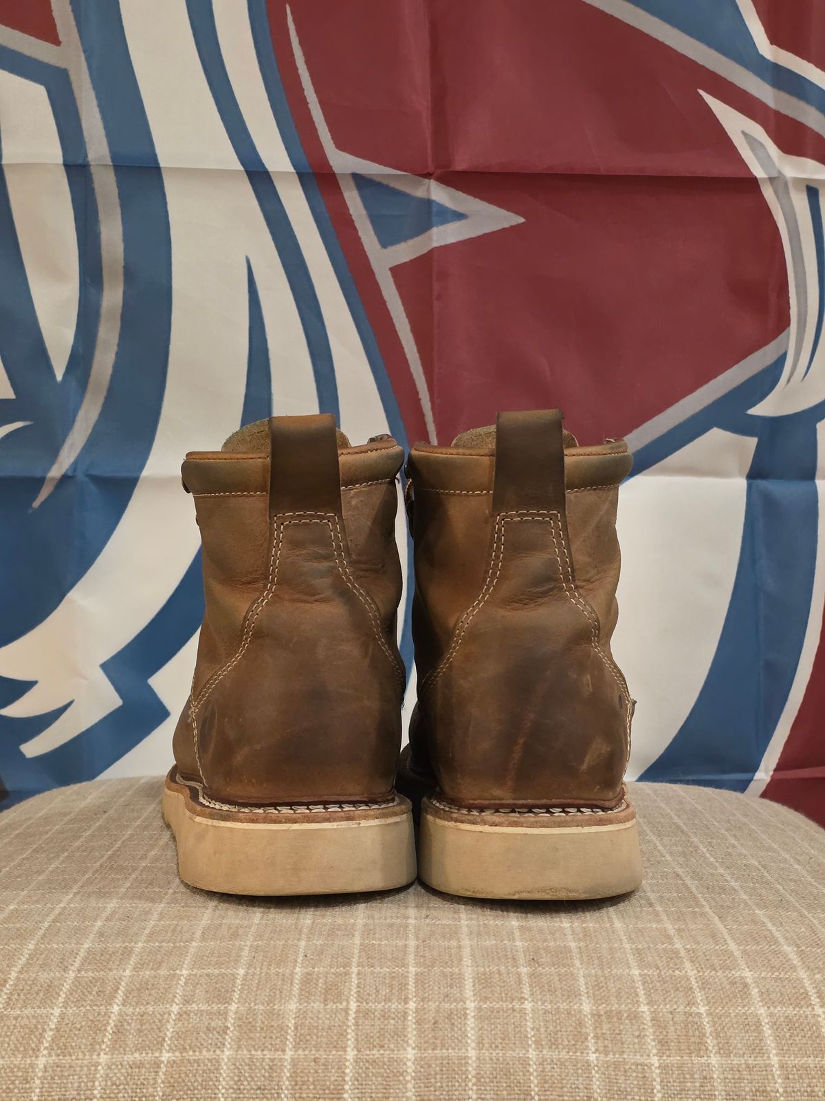 Photo by PodJr on November 6, 2025 of the Origin MAINE MOC TOE BOOT - NATURAL in American Cow Hide.
