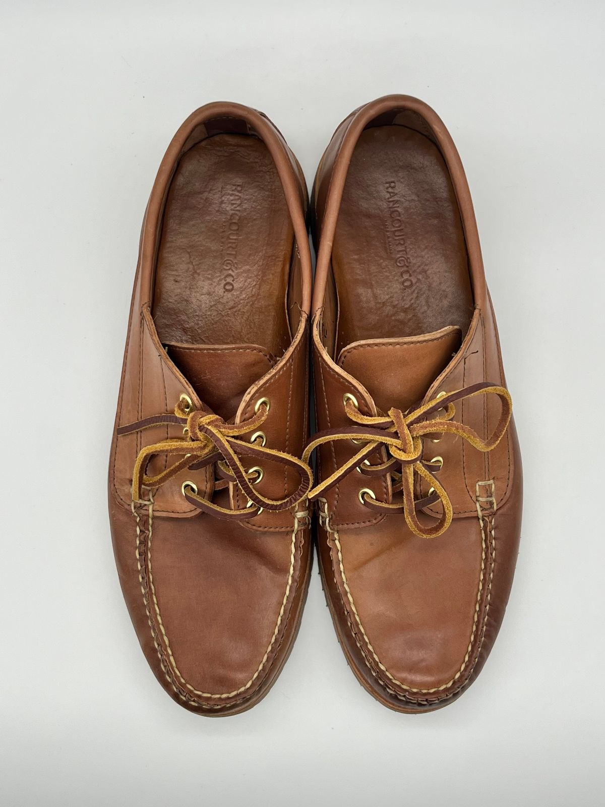 Photo by thebootbum2 on November 6, 2022 of the Rancourt & Co. Classic Ranger-Moc in Horween Natural Shell Cordovan.