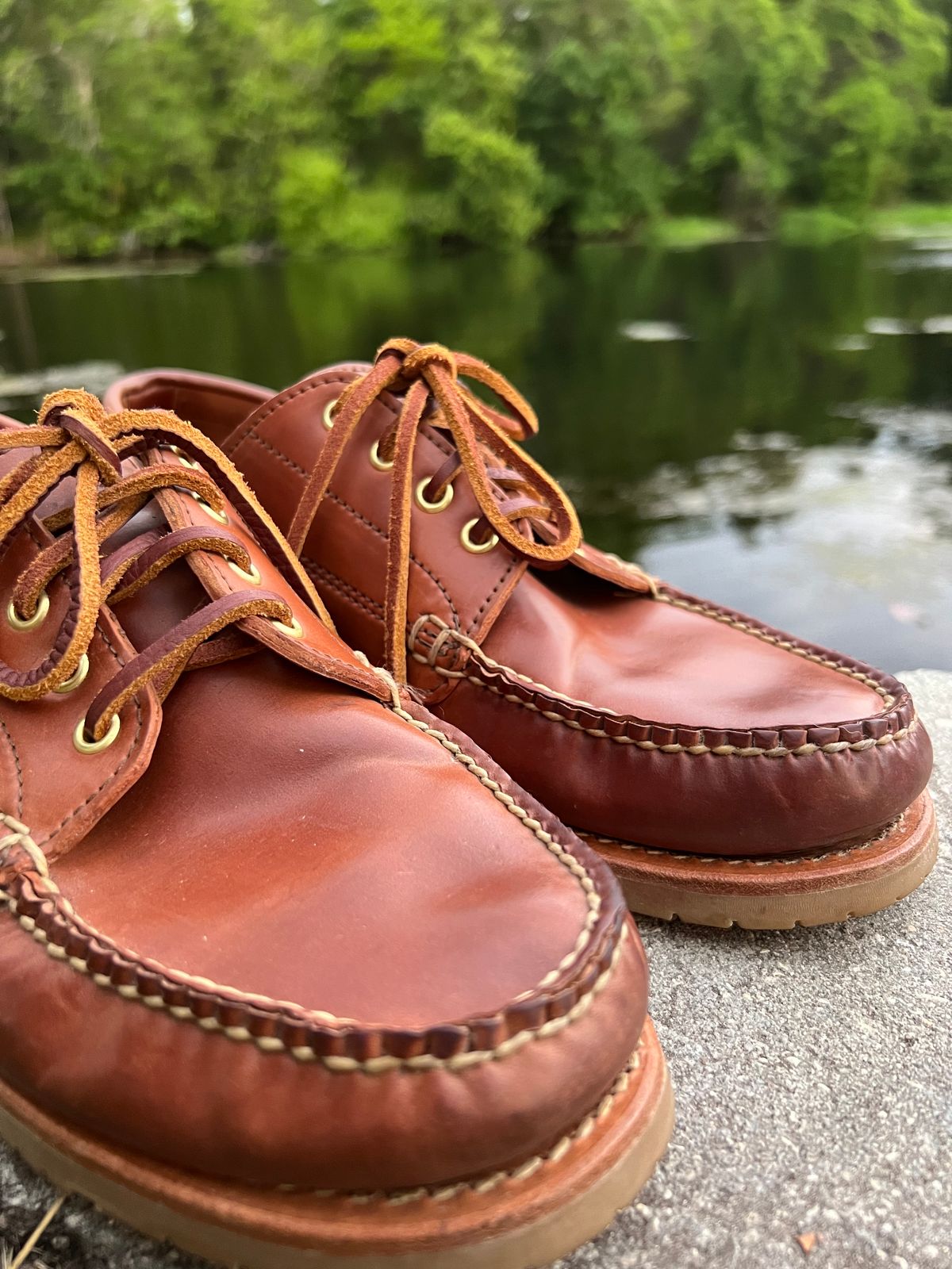 Photo by thebootbum2 on April 6, 2023 of the Rancourt & Co. Classic Ranger-Moc in Horween Natural Shell Cordovan.