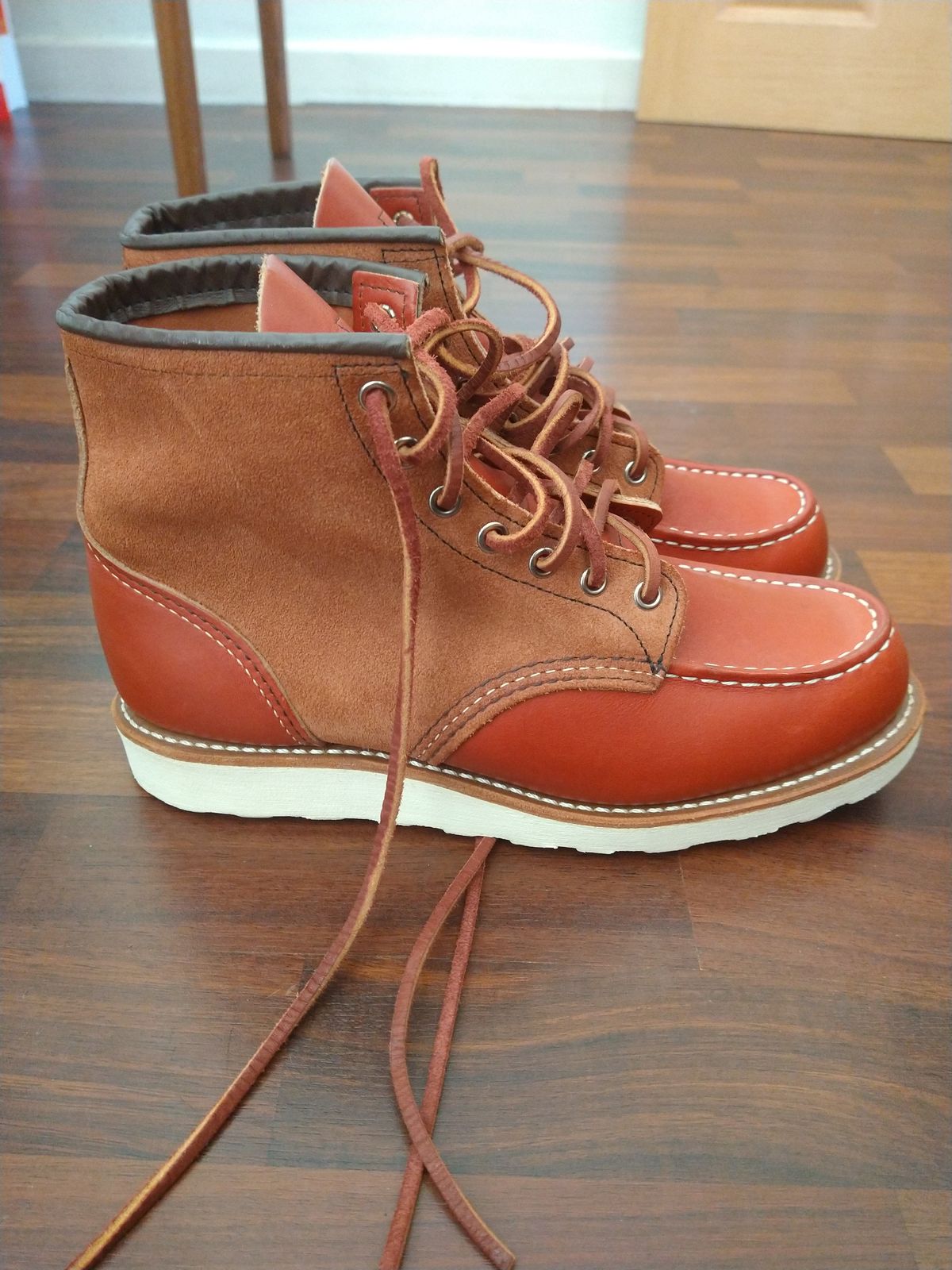 Photo by Alatariel on October 1, 2022 of the Red Wing 6-Inch Classic Moc in S.B. Foot Oro-Russet Portage.