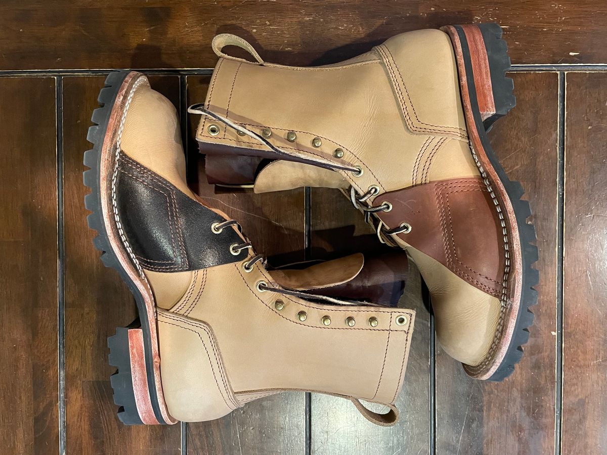 Photo by RoseAnvil_Phillip on December 6, 2022 of the Nicks Unknown Model in Unknown Leather.