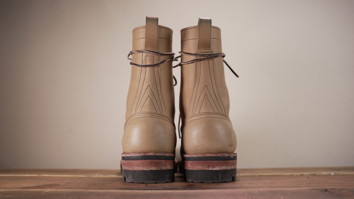 Photo by RoseAnvil_Phillip on January 4, 2023 of the Nicks Unknown Model in Unknown Leather.