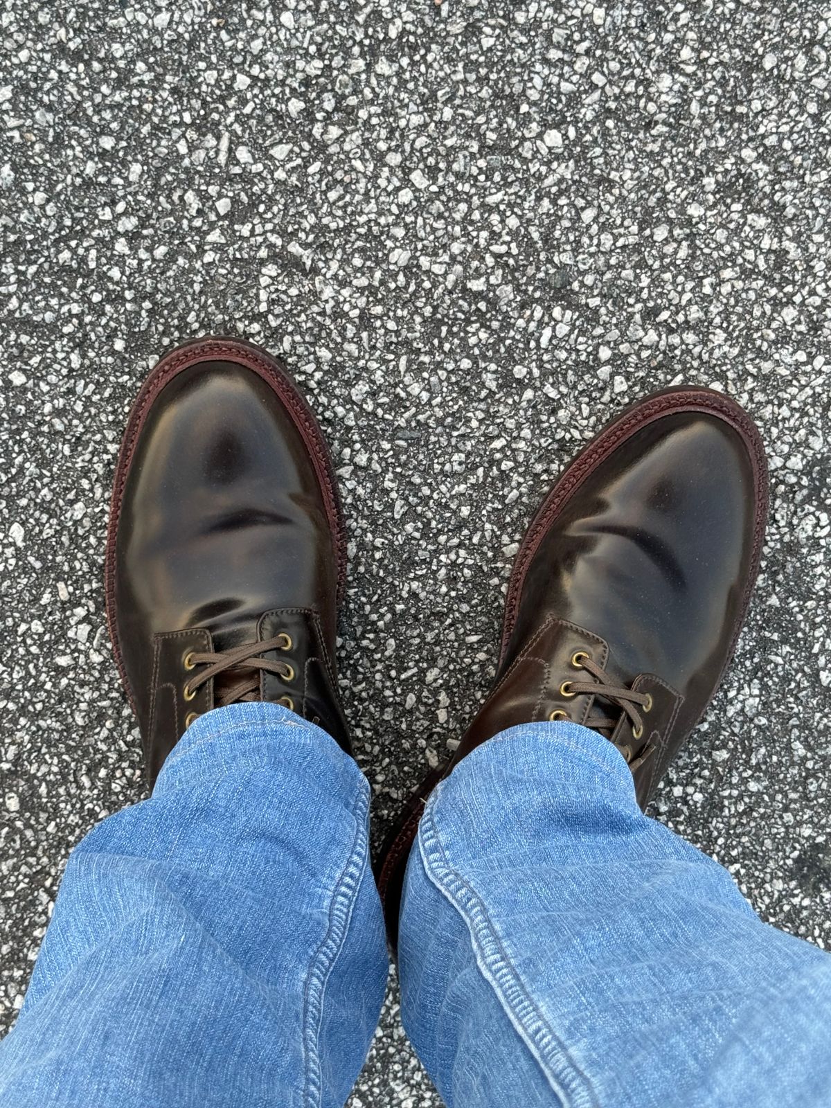 Photo by Bota71 on September 8, 2024 of the Grant Stone Edward Boot in Horween Maduro Shell Cordovan.