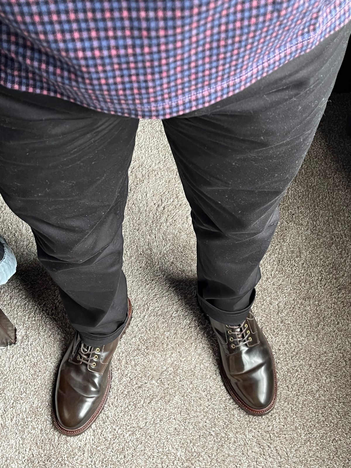 Photo by Bota71 on January 29, 2023 of the Grant Stone Edward Boot in Horween Maduro Shell Cordovan.