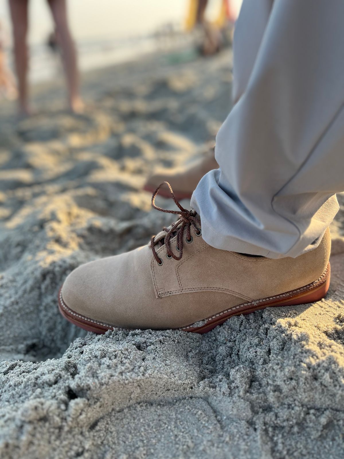 Photo by Bota71 on April 20, 2024 of the Grant Stone Dirty Buck in C.F. Stead Ivory Suede.