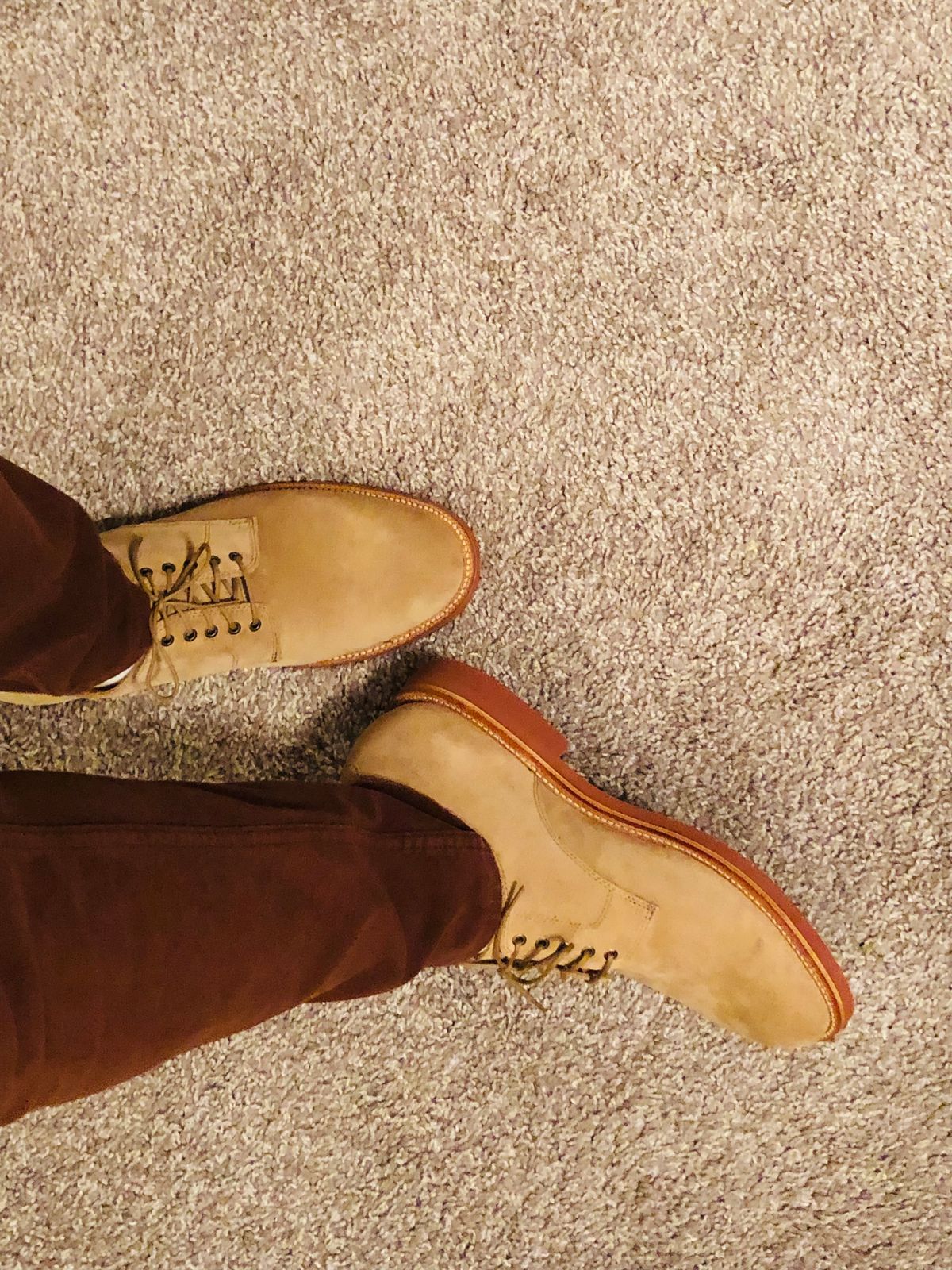 Photo by Bota71 on April 14, 2022 of the Grant Stone Dirty Buck in C.F. Stead Ivory Suede.