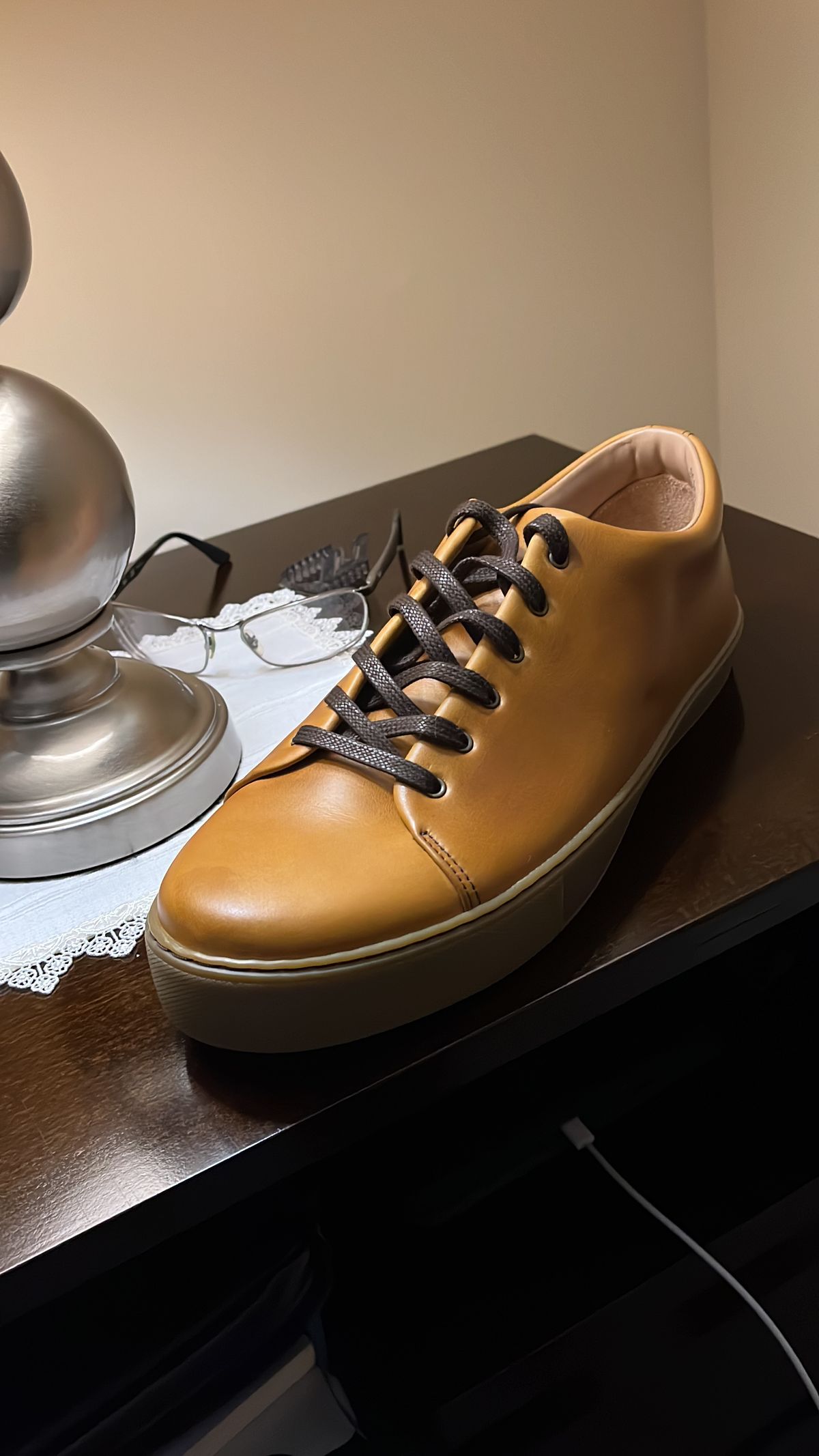 Photo by Bota71 on January 27, 2023 of the Crown Northampton Overstone in Cavalier Sunflower.