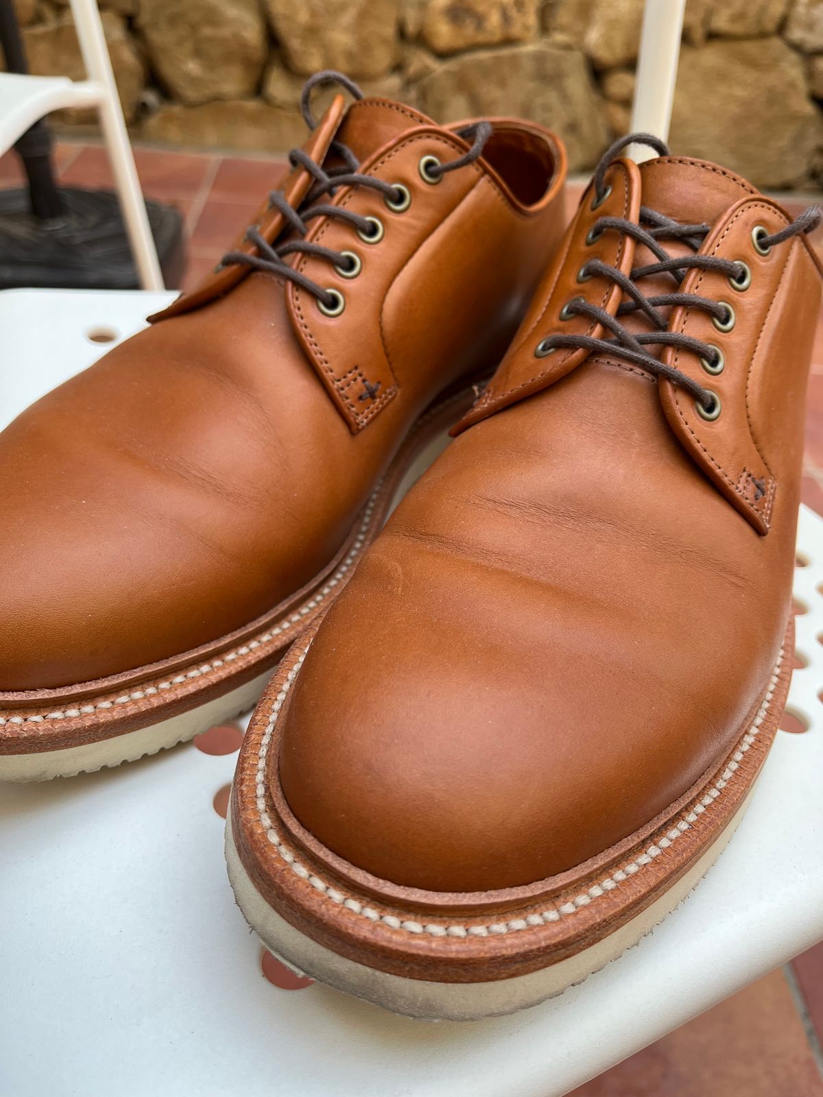 Photo by Bota71 on June 13, 2022 of the Grant Stone Plain Toe Blucher in Badalassi Carlo Saddle Tan Minerva.