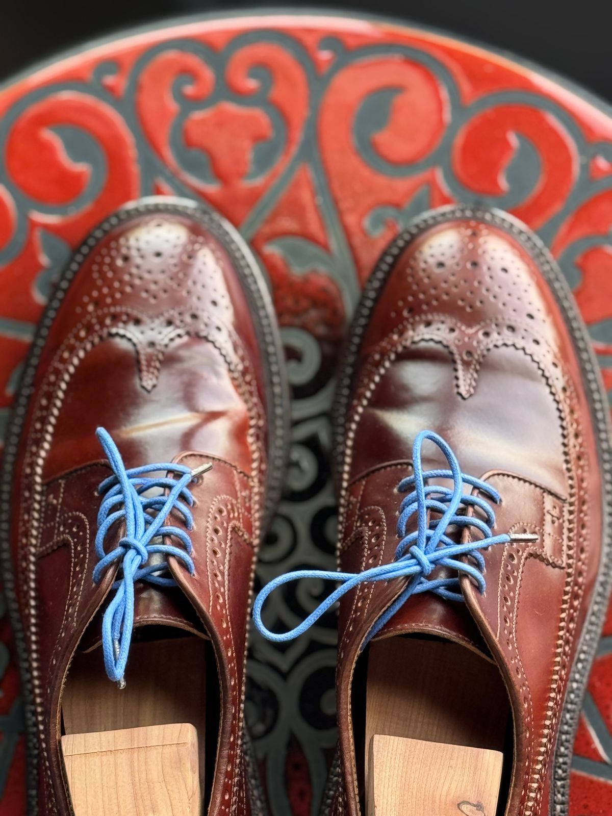 Photo by Bota71 on February 14, 2026 of the Grant Stone Longwing in Horween Garnet Shell Cordovan.