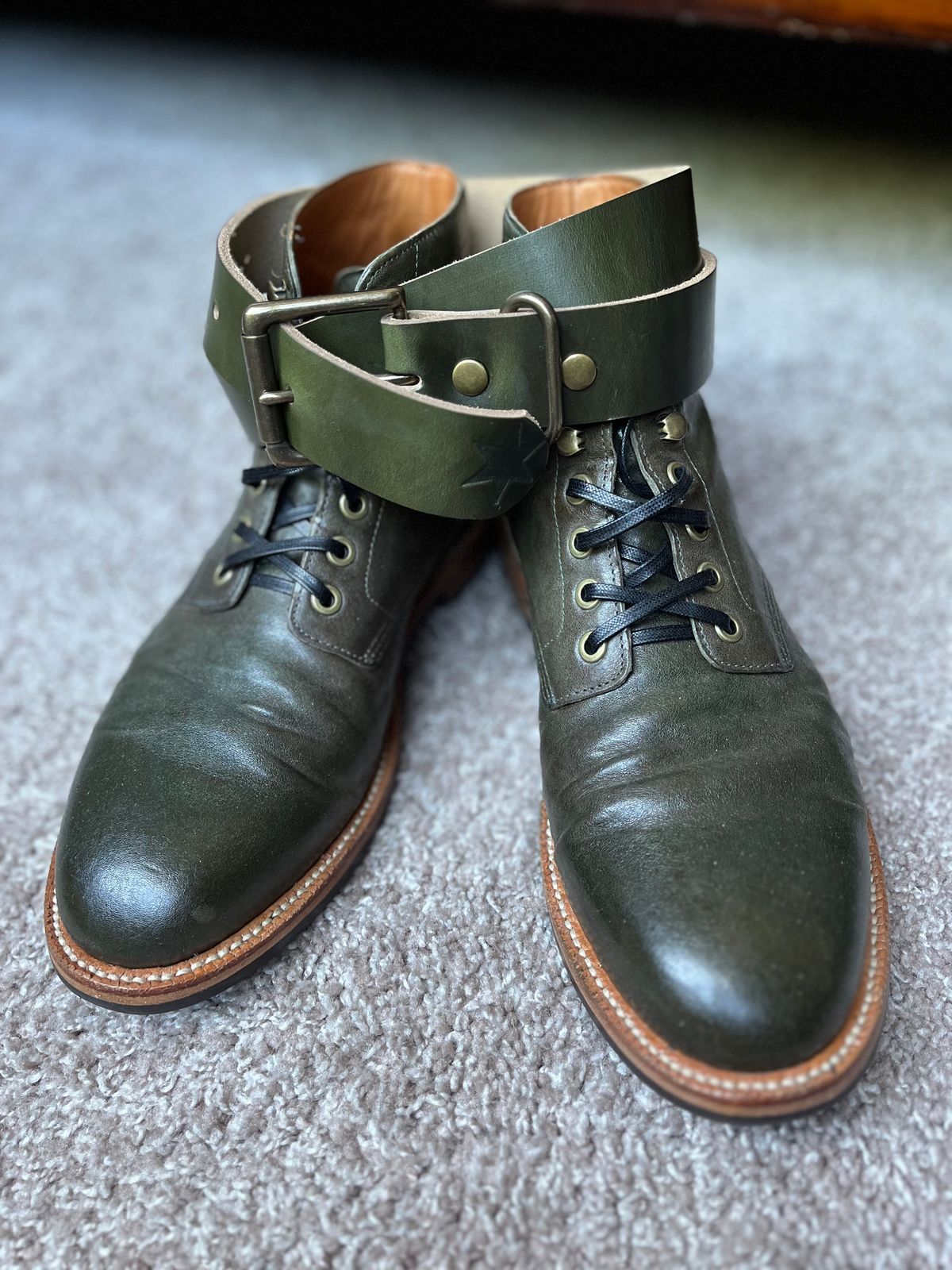 Photo by Bota71 on May 1, 2024 of the Grant Stone Diesel Boot in Incas Jungle Kangaroo.