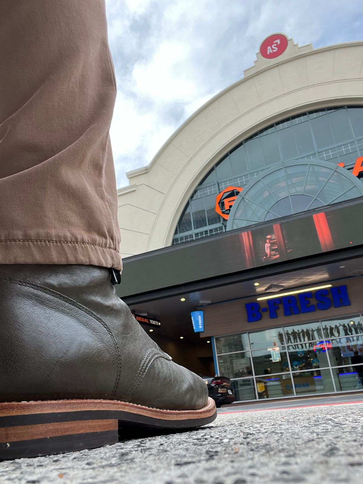 Photo by Bota71 on May 17, 2024 of the Grant Stone Diesel Boot in Incas Jungle Kangaroo.