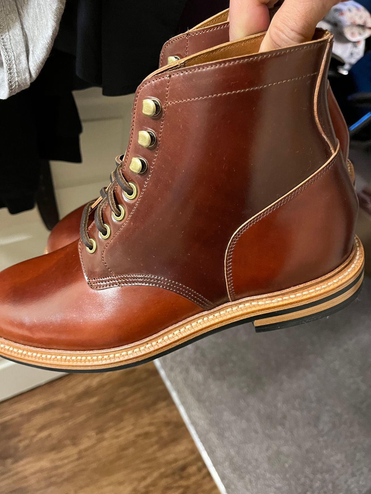 Photo by Bota71 on February 14, 2023 of the Grant Stone Diesel Boot in Horween Garnet Shell Cordovan.