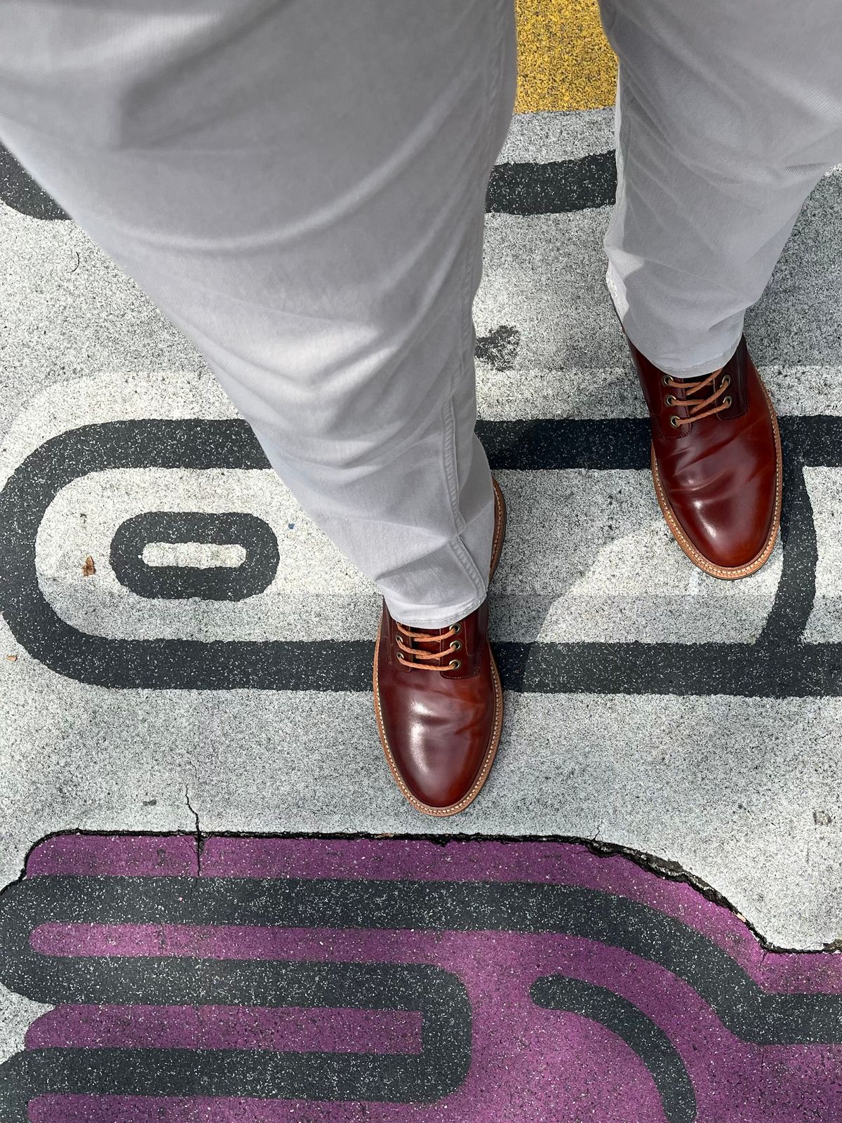 Photo by Bota71 on May 21, 2023 of the Grant Stone Diesel Boot in Horween Garnet Shell Cordovan.