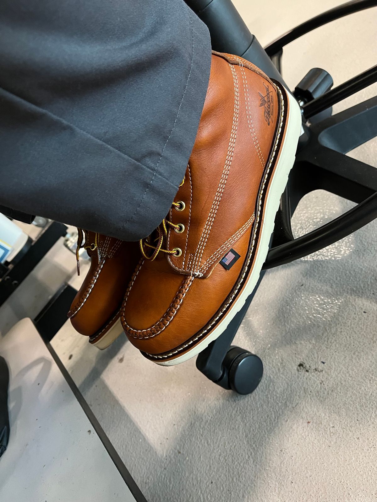 Photo by Bota71 on June 19, 2024 of the Thorogood American Heritage 6" Moc Toe in Tobacco Gladiator Oil-Tanned.