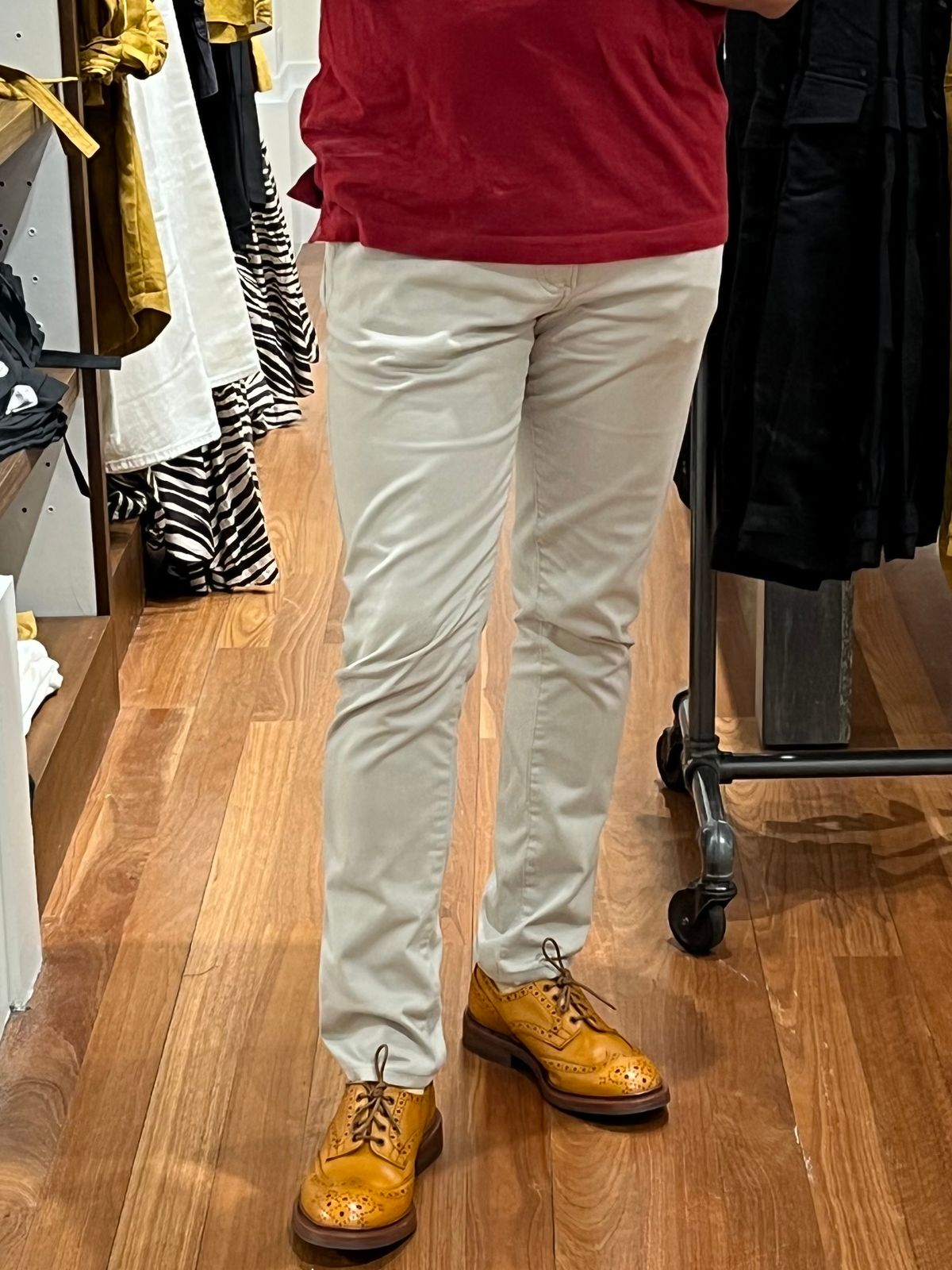 Photo by Bota71 on May 2, 2022 of the Tricker's Bourton Country Shoe in Acorn Antique.