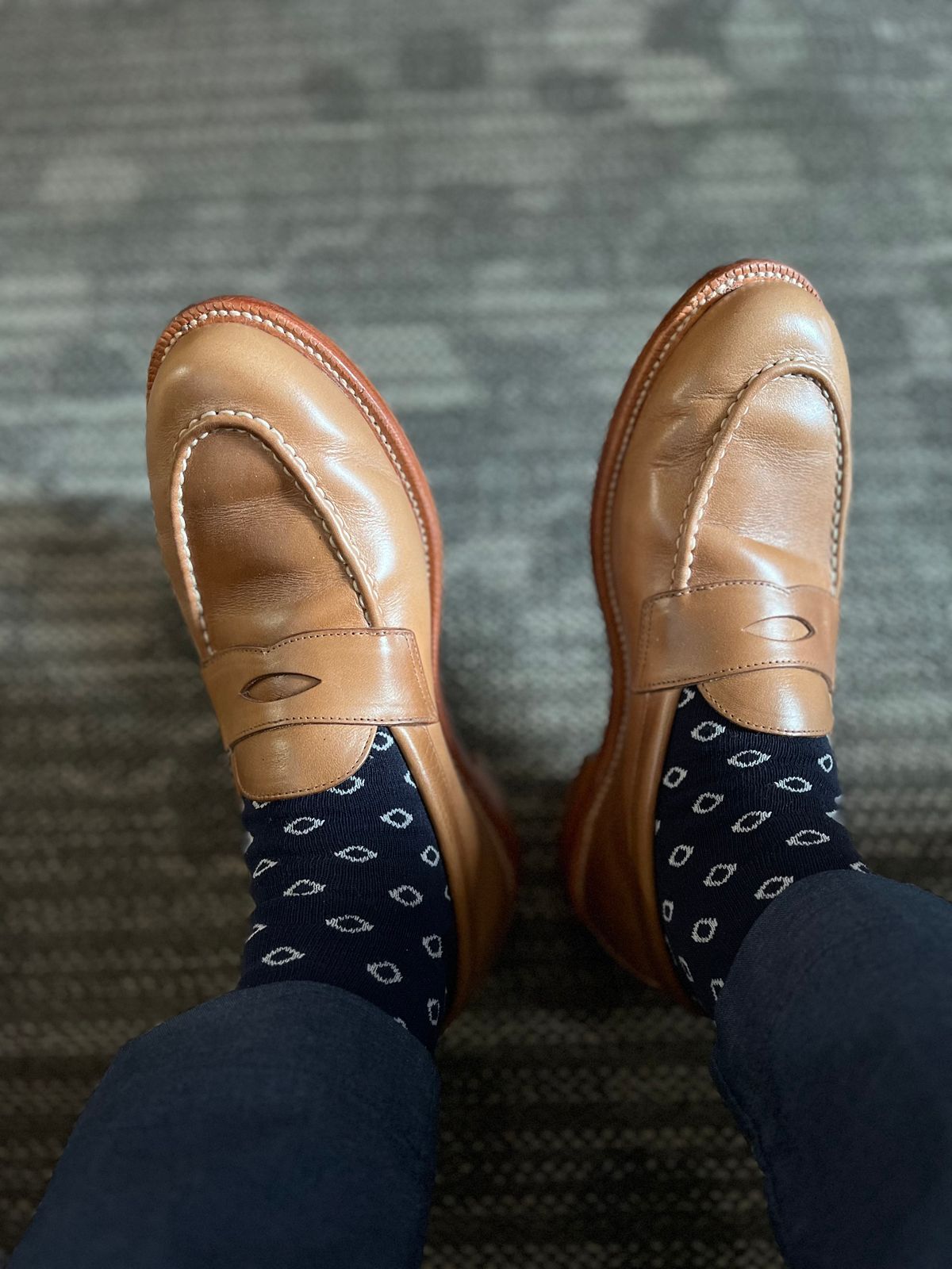 Photo by Bota71 on April 22, 2024 of the Grant Stone Traveler Loafer in Horween Dune Chromexcel.