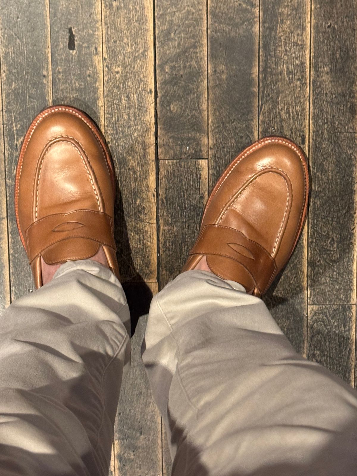Photo by Bota71 on April 11, 2026 of the Grant Stone Traveler Loafer in Horween Dune Chromexcel.