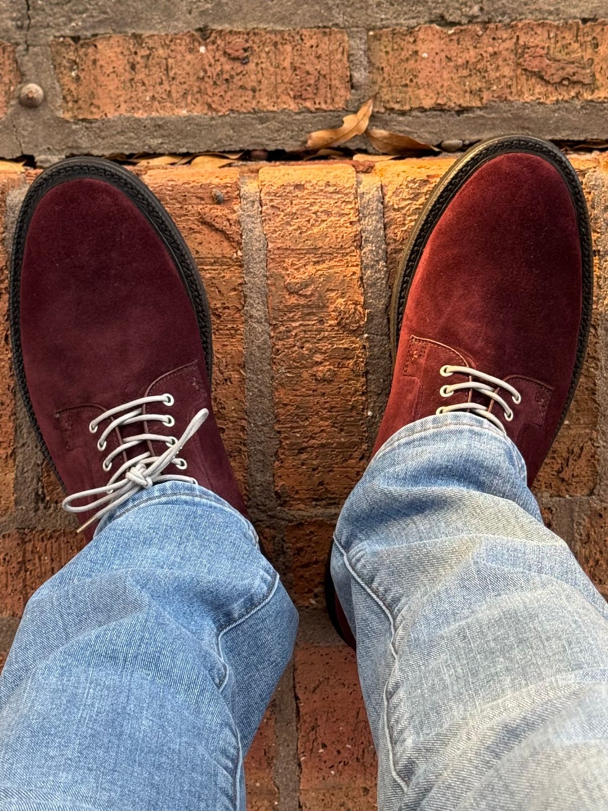 Photo by Bota71 on December 12, 2025 of the Grant Stone Plain Toe Blucher in Berry Suede.