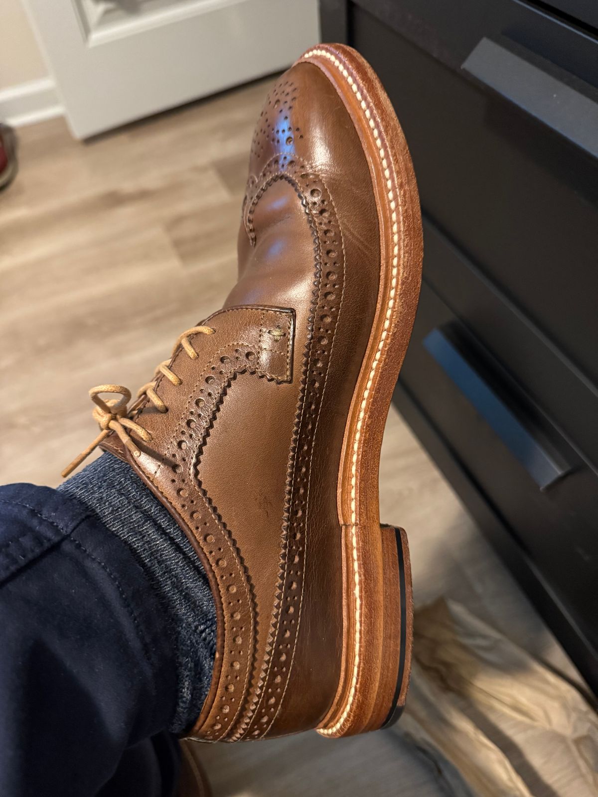 Photo by Bota71 on March 1, 2026 of the Grant Stone Longwing in Horween Dune Chromexcel.